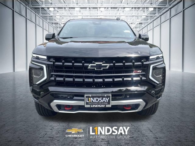 New 2026 Chevrolet Suburban Z71 w/ Z71 Off-Road Package AWD/4WD image 3