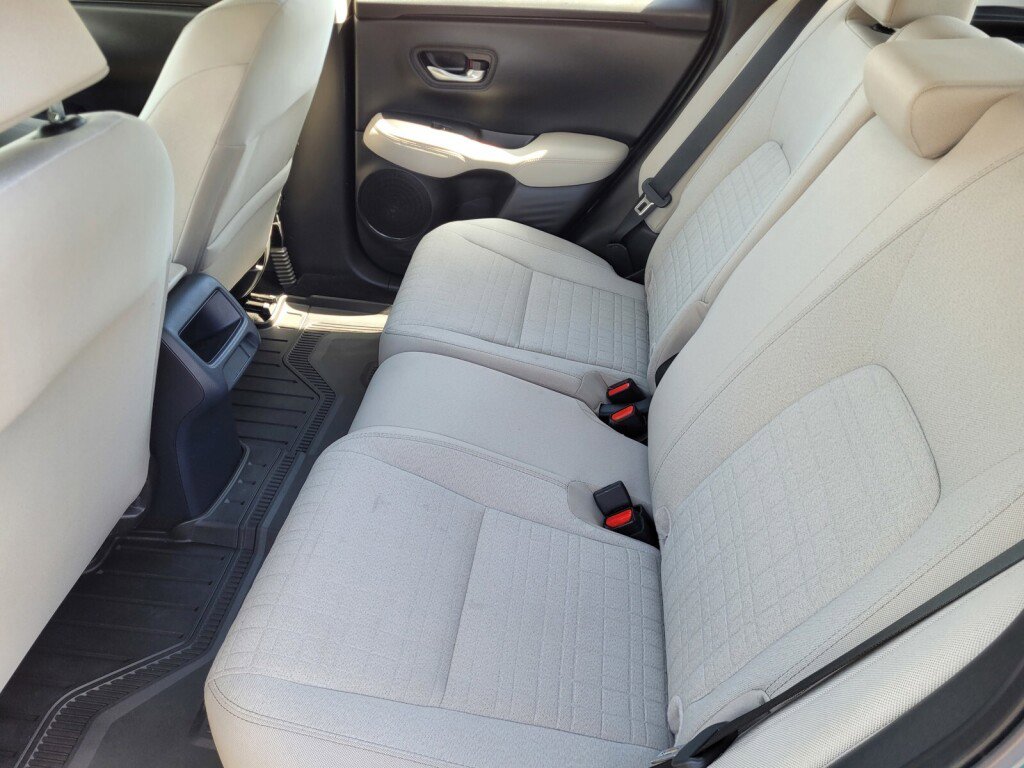 Certified 2023 Honda HR-V LX image 17