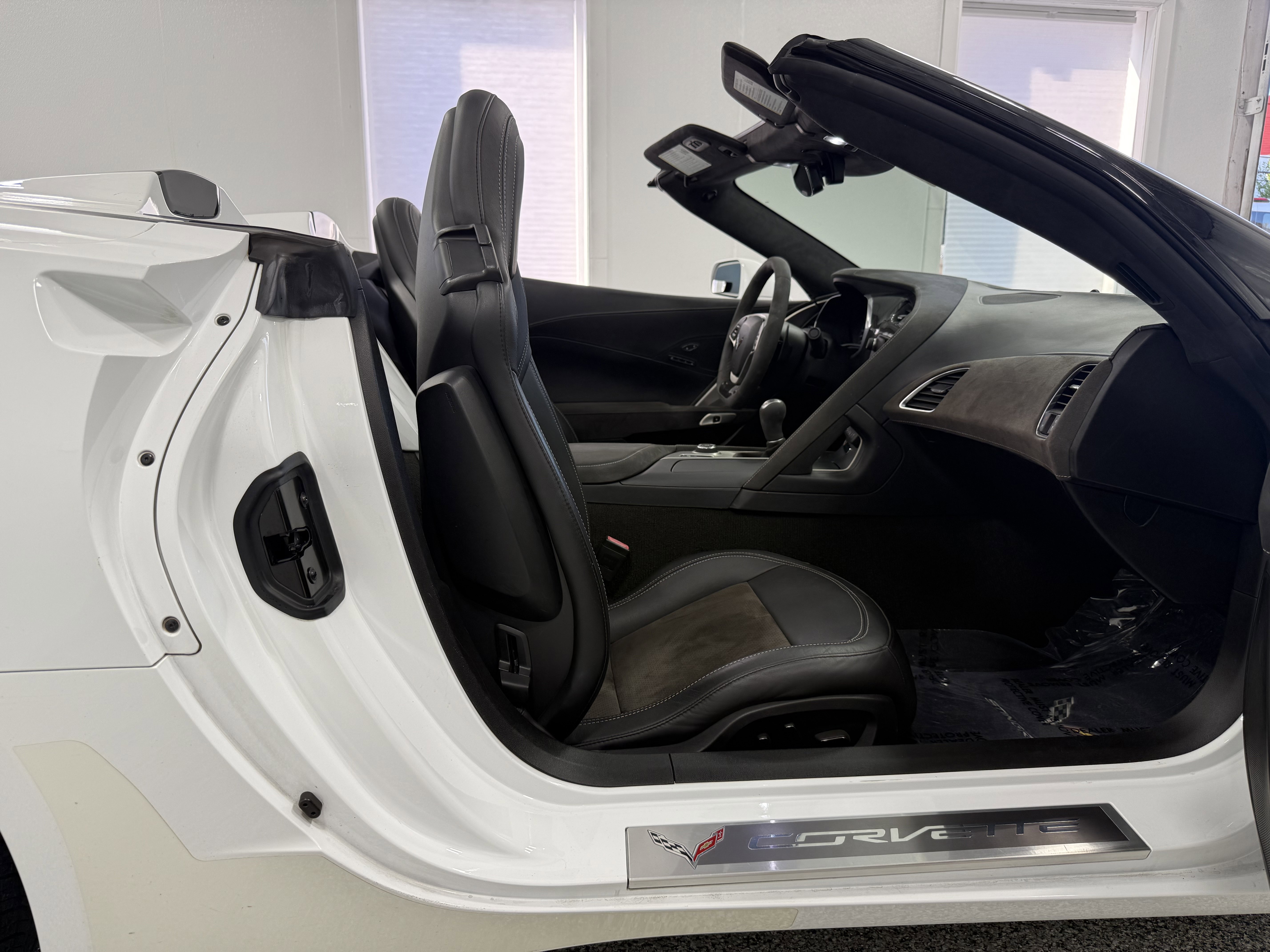 Used 2016 Chevrolet Corvette Stingray Convertible w/ 3LT Preferred Equipment Group image 22