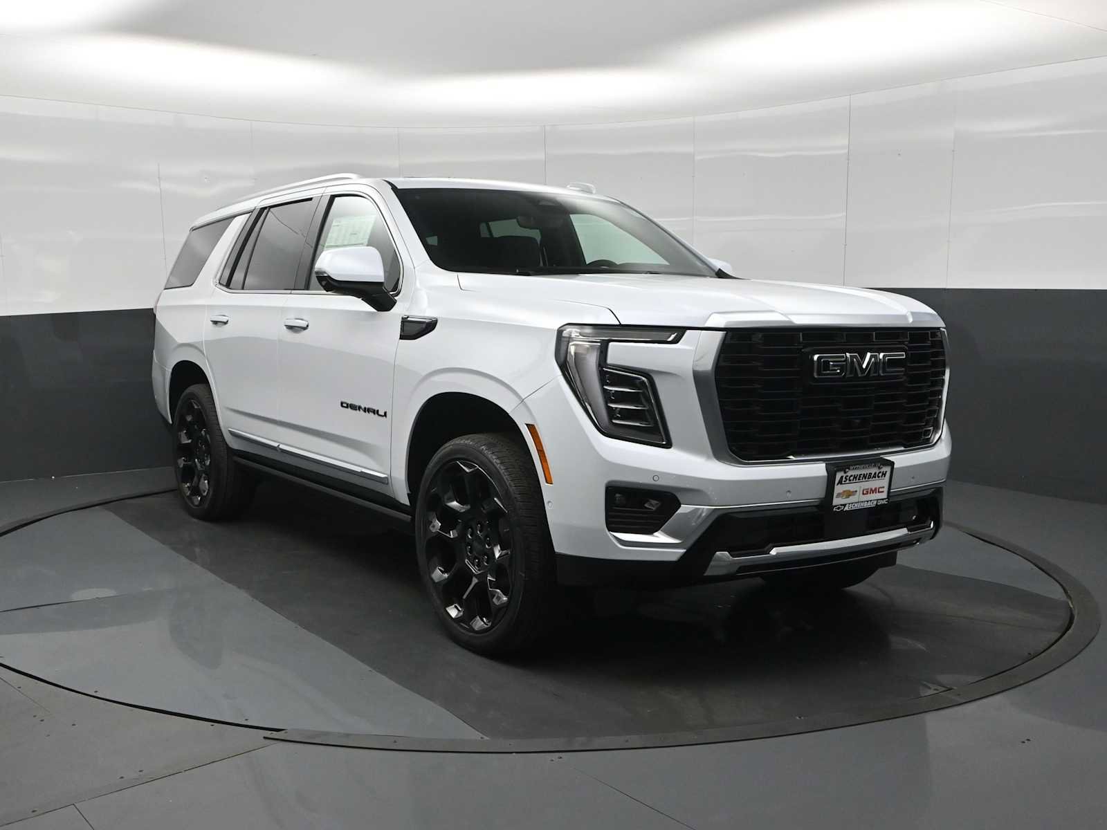 New 2026 GMC Yukon Denali w/ Denali Reserve Package image 3