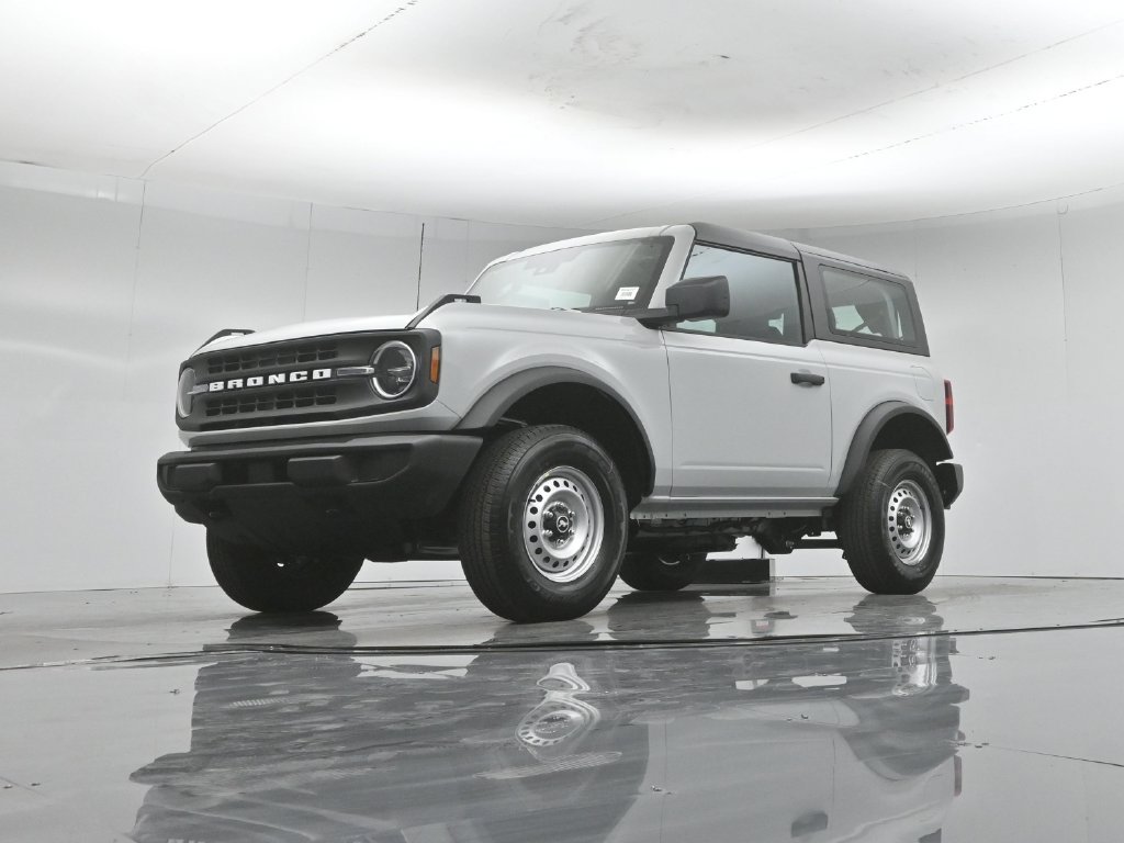 New 2026 Ford Bronco 2-Door AWD/4WD image 41