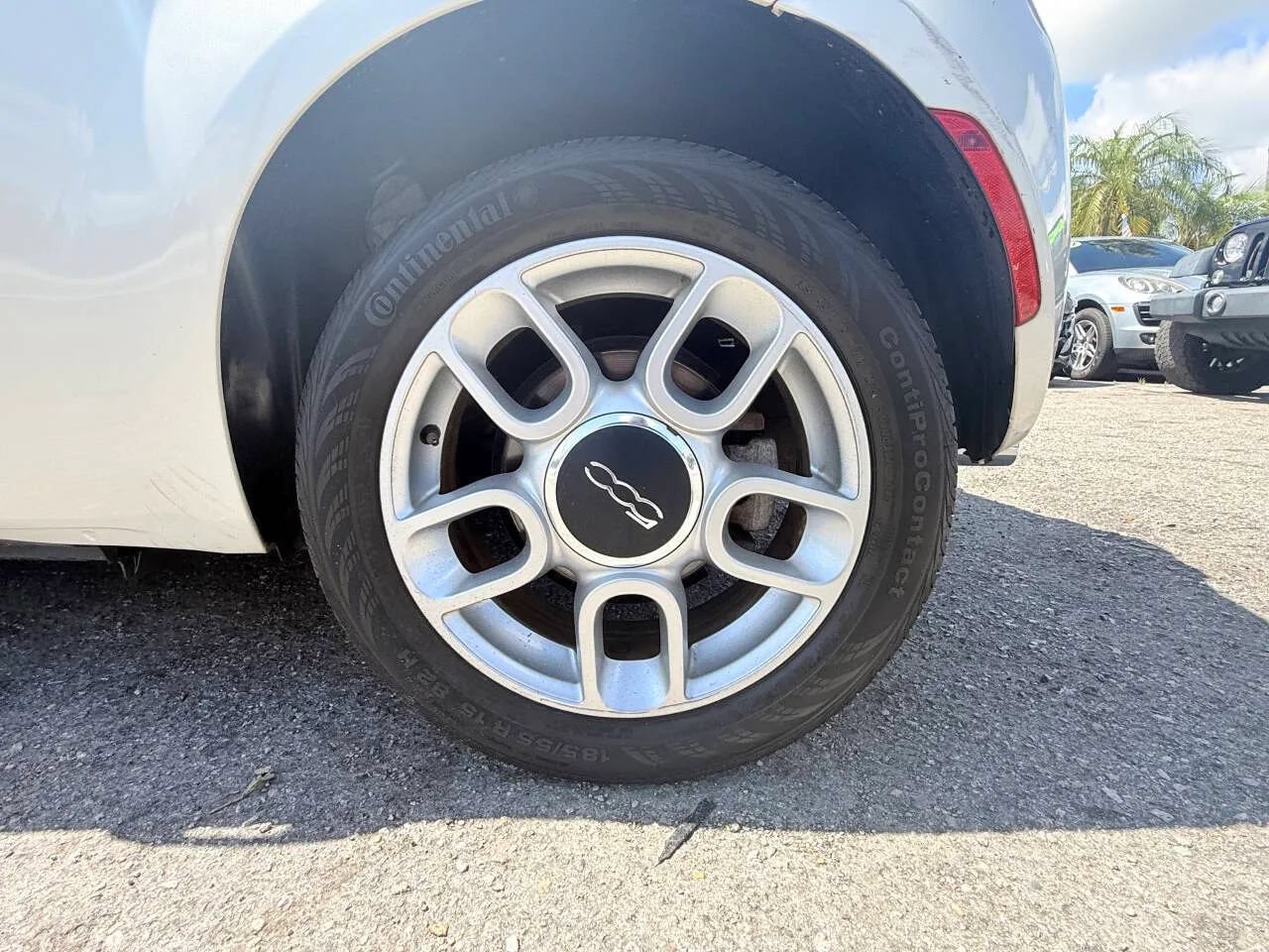 Used 2013 FIAT 500 Pop FWD image 25