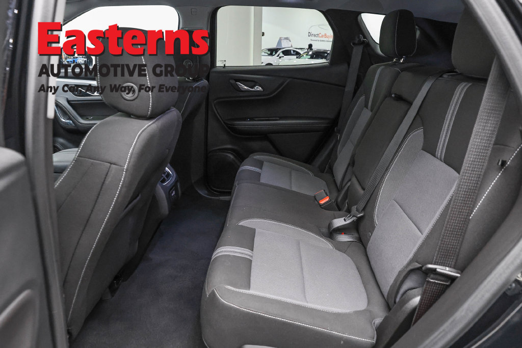 Used 2025 Chevrolet Blazer LT FWD image 23