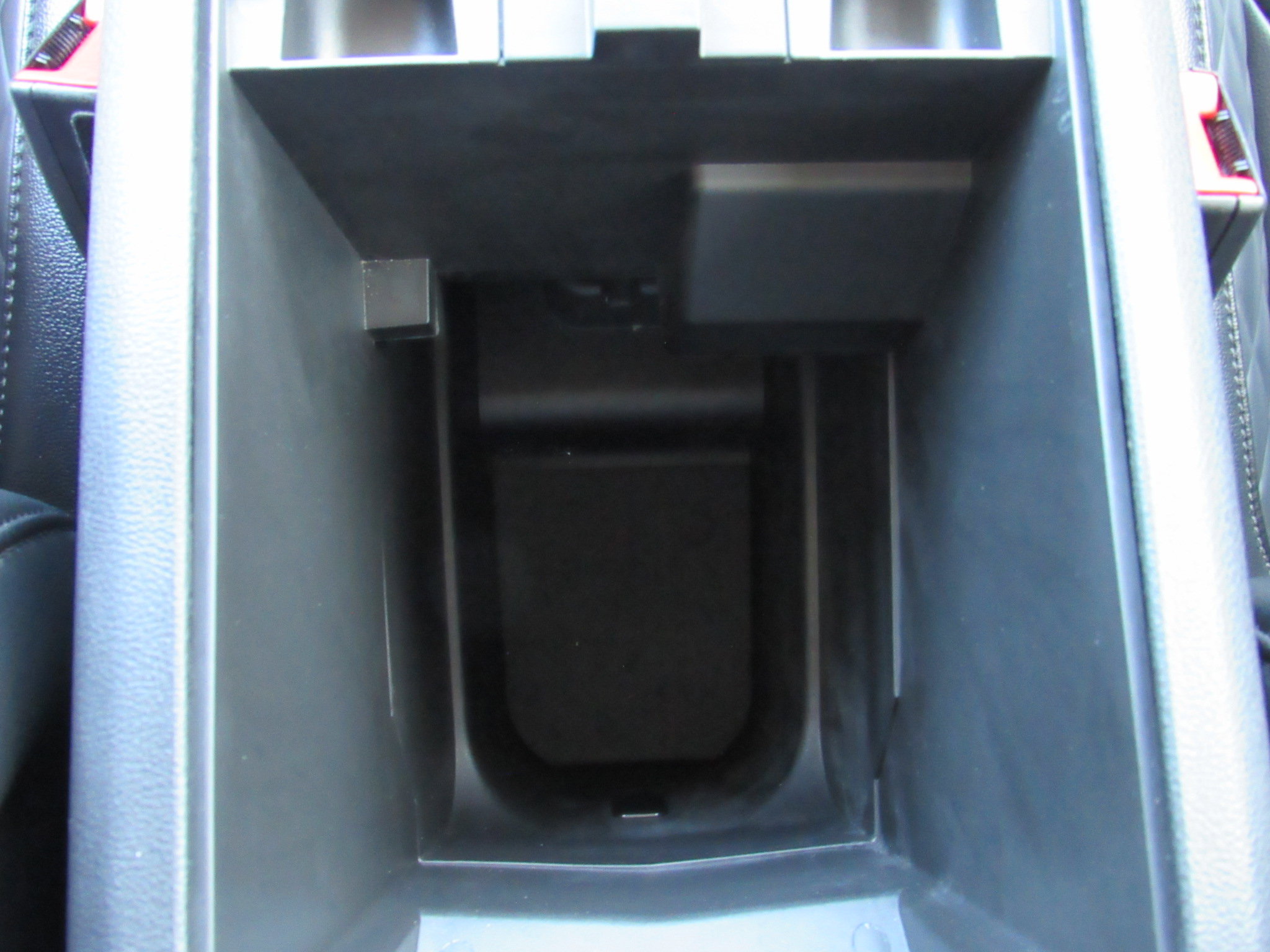 Used 2024 Ford Edge Titanium image 25