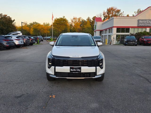New 2026 Kia Sportage S image 2