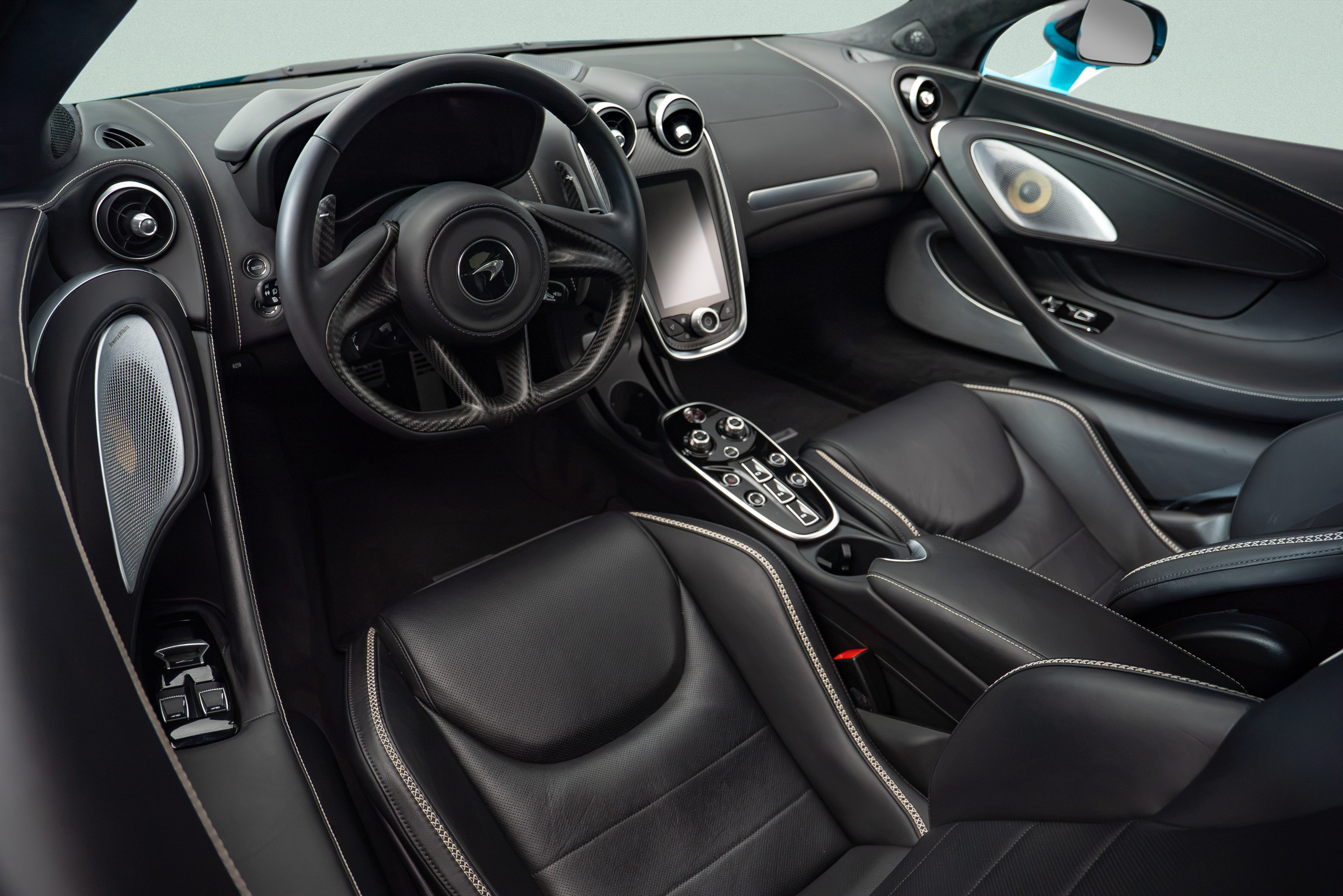 Used 2023 McLaren GT RWD image 7