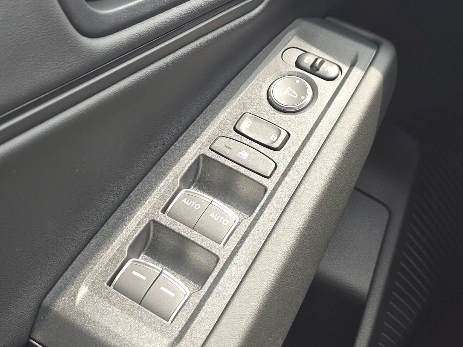 New 2026 Honda Accord SE image 25