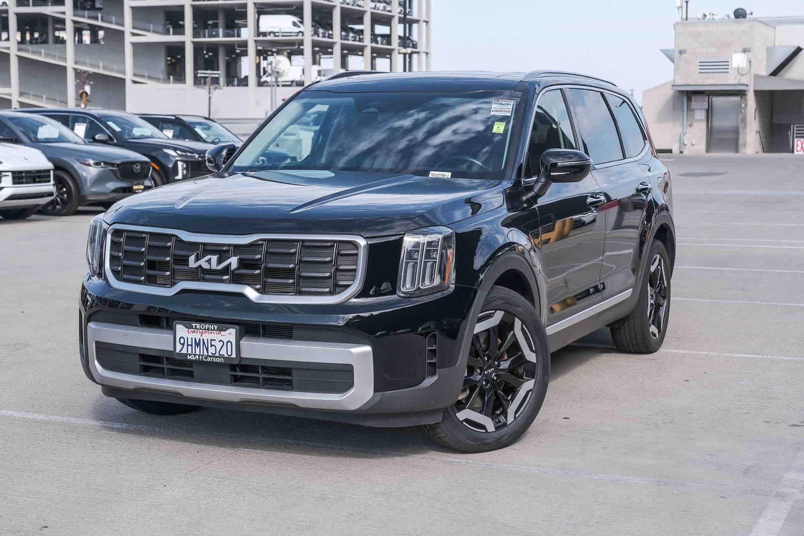 Used 2024 Kia Telluride S w/ S Sunroof Package FWD image 1