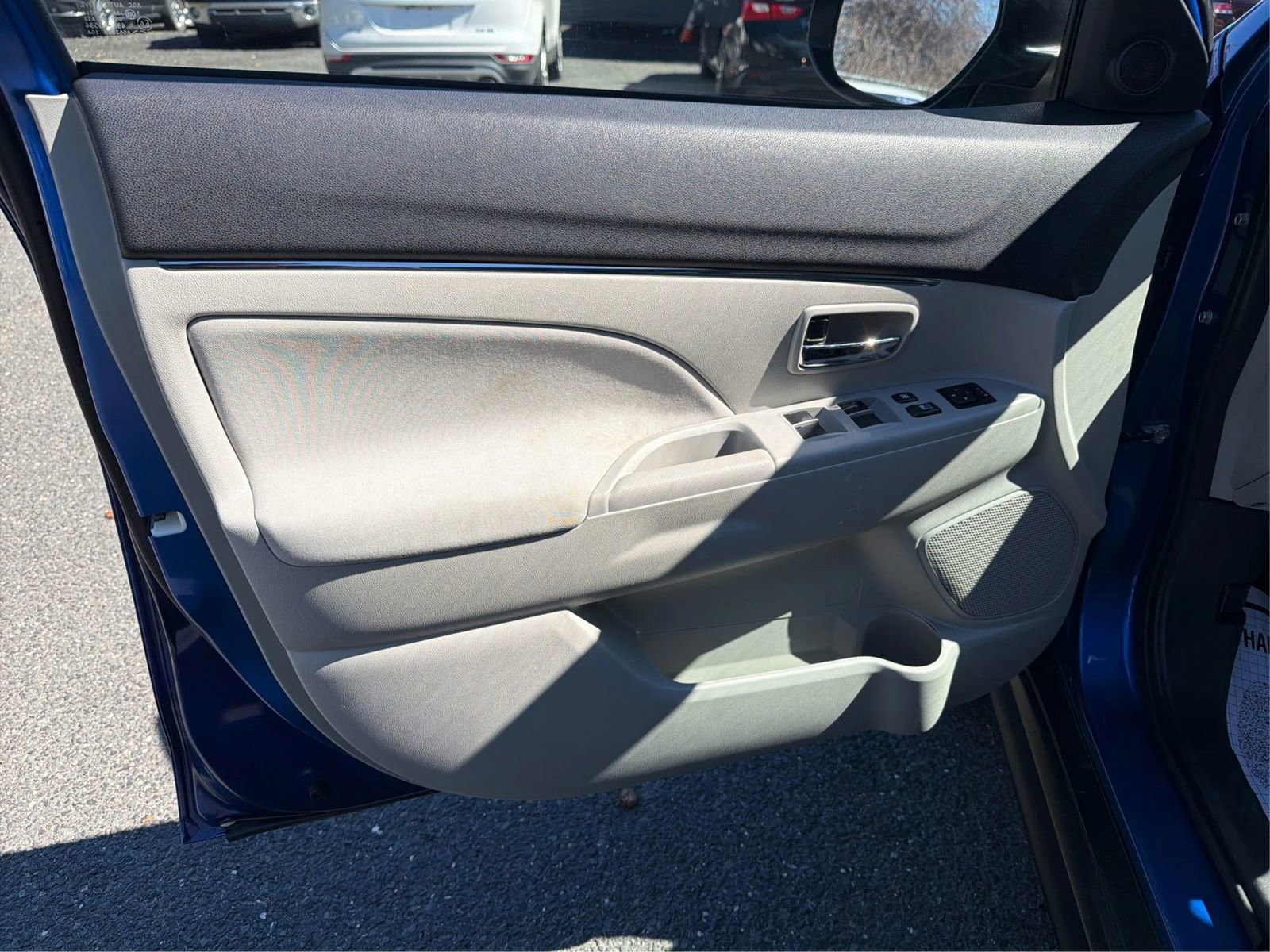 Used 2017 Mitsubishi Outlander Sport ES image 21