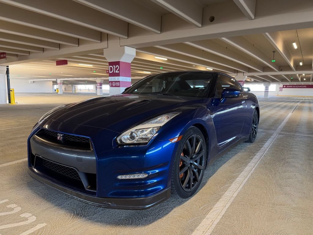 Used 2015 Nissan GT-R Premium AWD/4WD image 5