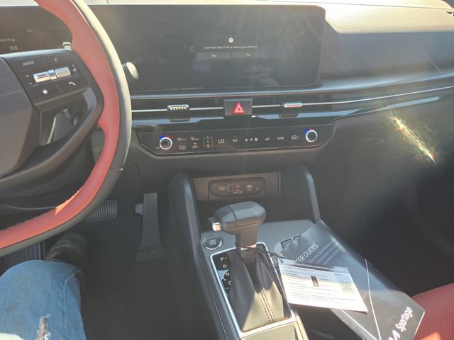 New 2026 Kia Sportage SX FWD image 2