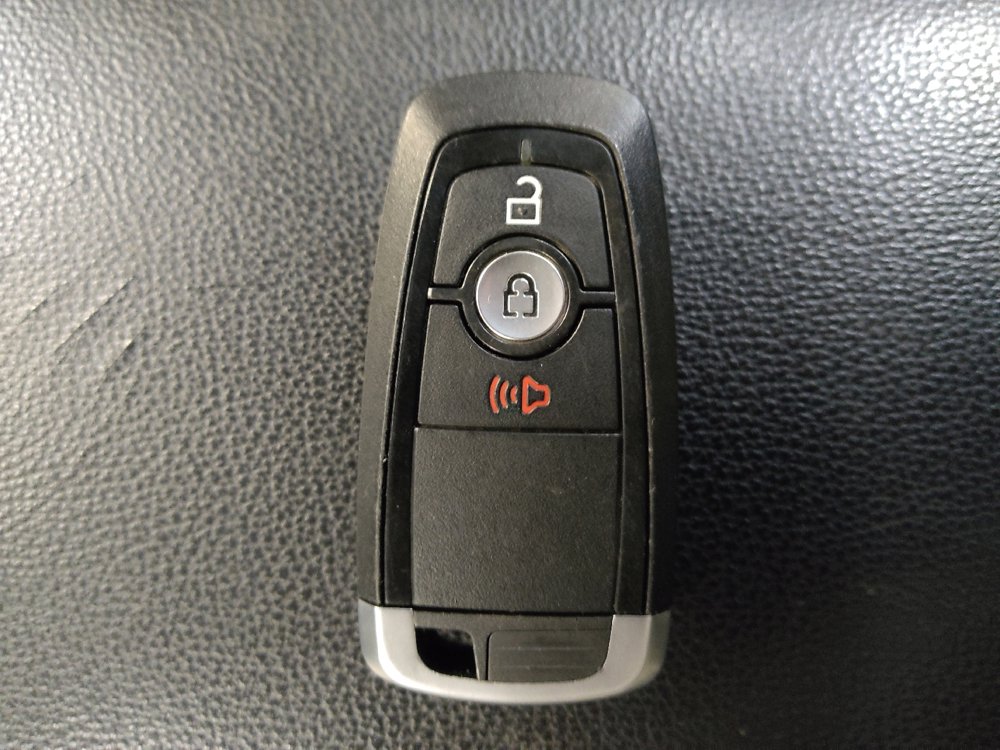 Used 2019 Ford Fusion SE image 32