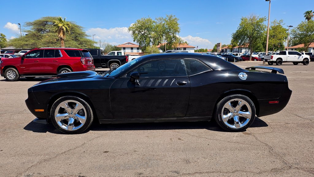 Used 2013 Dodge Challenger R/T Plus RWD image 7