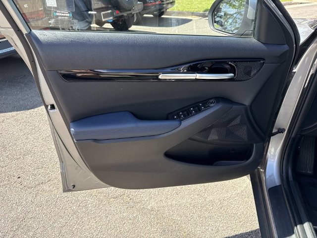 Used 2024 Kia Seltos S AWD/4WD image 13
