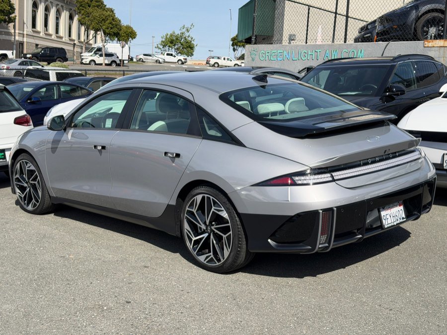 Used 2023 Hyundai Ioniq 6 SEL image 7