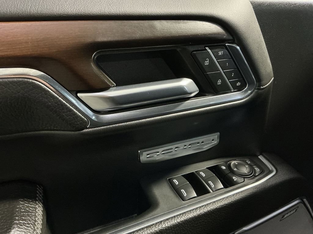 Used 2024 GMC Sierra 1500 Denali w/ Technology Package image 23