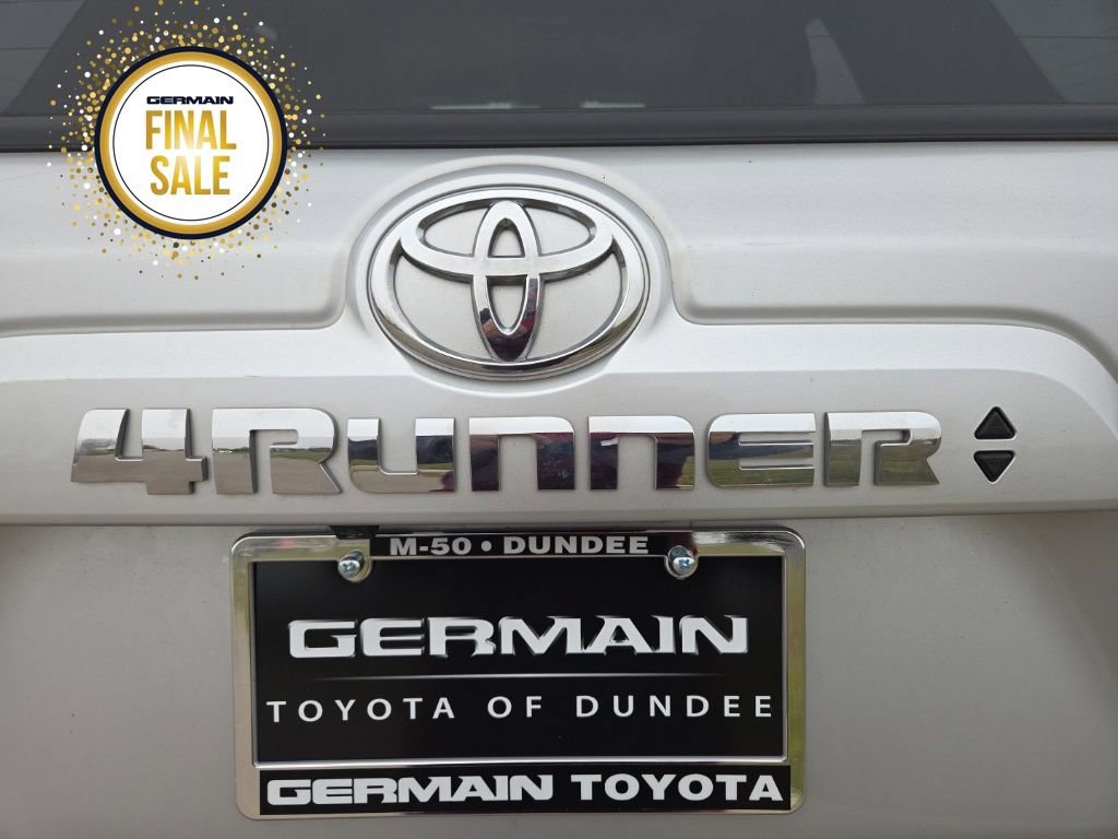 Used 2022 Toyota 4Runner SR5 image 9