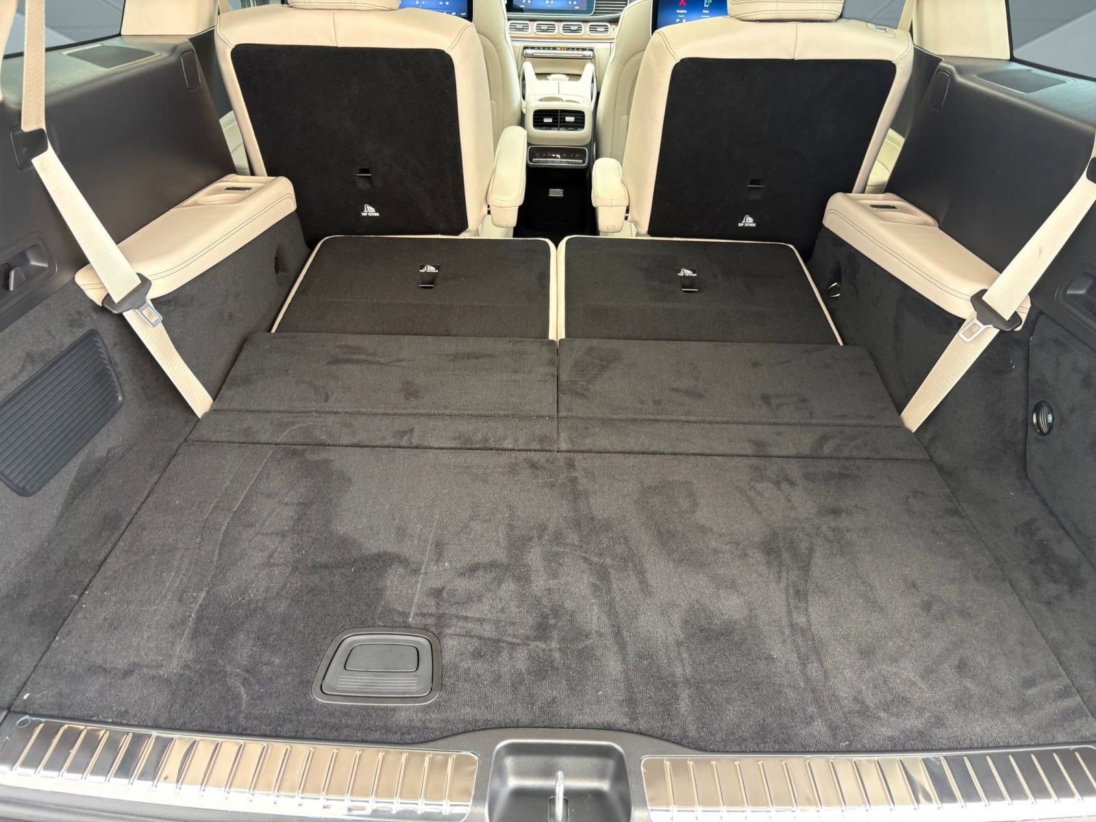 New 2026 Mercedes-Benz GLS 580 4MATIC image 31