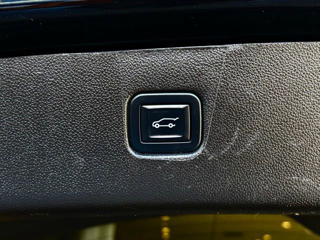 Used 2023 Chevrolet Blazer RS w/ Enhanced Convenience Package image 35