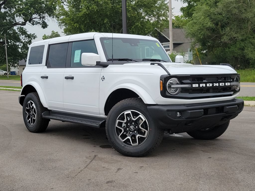 New 2026 Ford Bronco Outer Banks AWD/4WD image 32