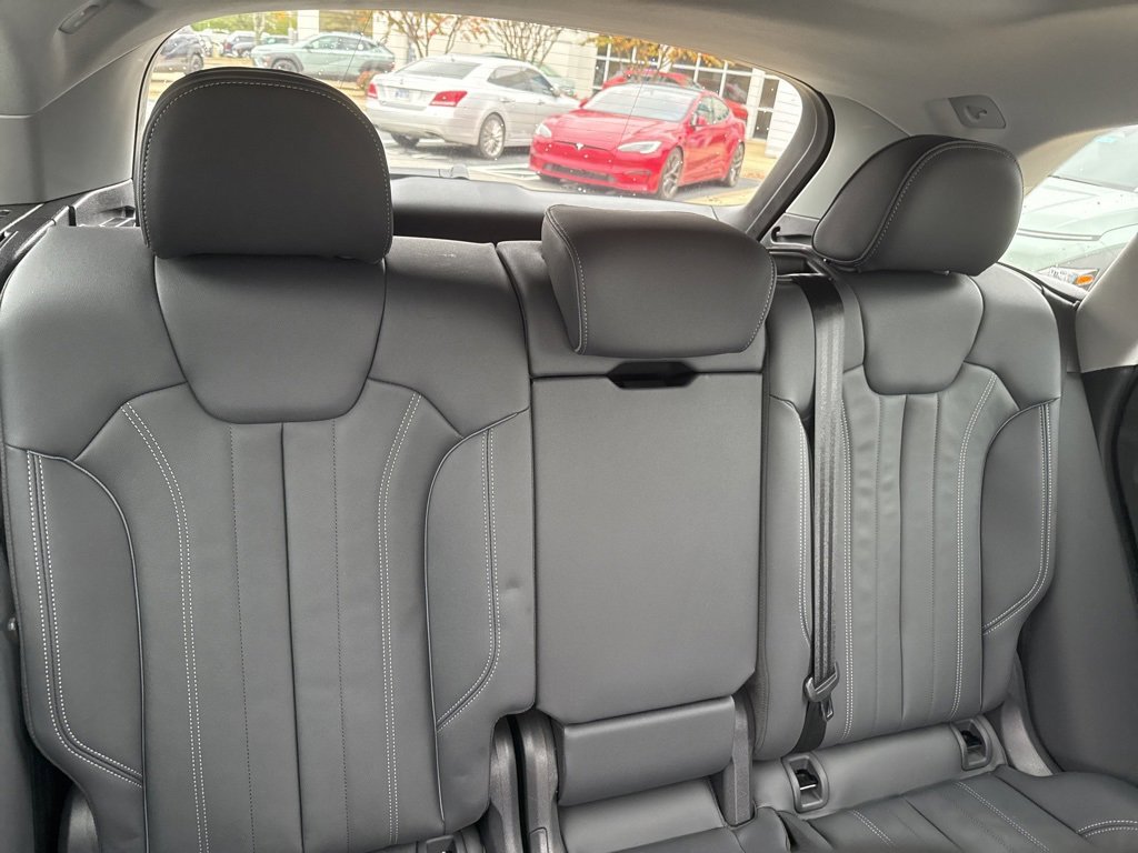 Used 2024 Audi Q5 2.0T Premium w/ Convenience Package image 29