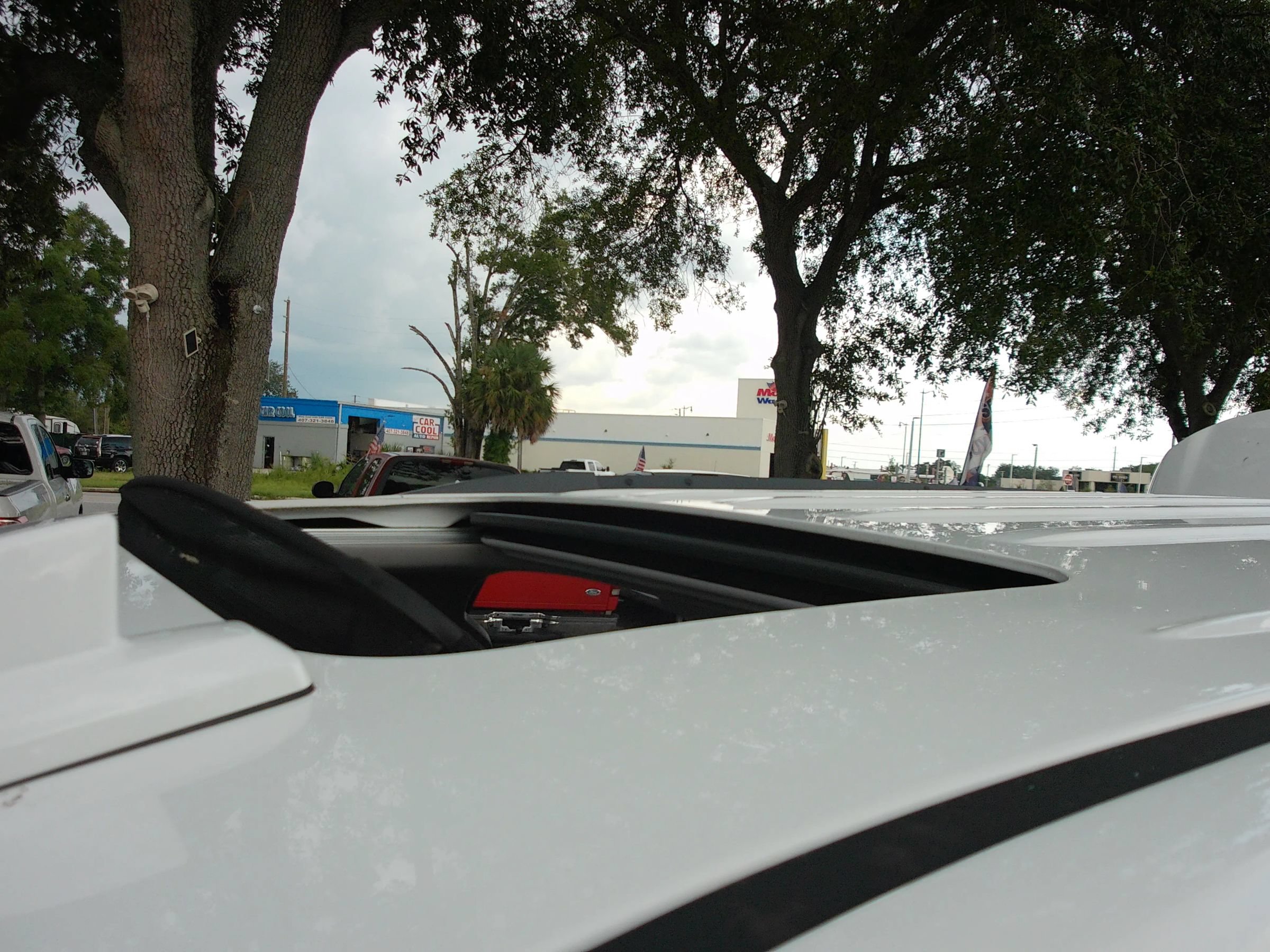 Used 2017 Chevrolet Tahoe LT RWD image 16