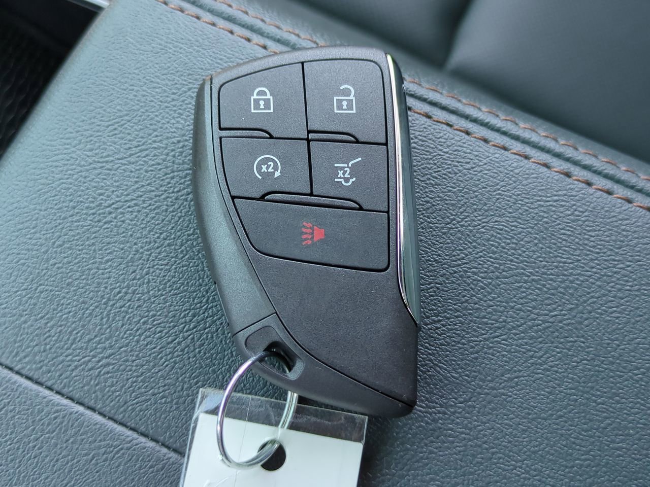 New 2026 GMC Terrain AT4 w/ Convenience Package III AWD/4WD image 29