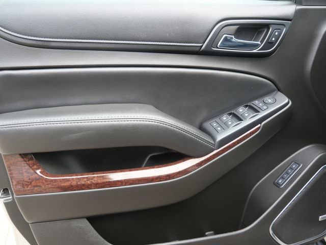 Used 2017 GMC Yukon XL SLT image 12