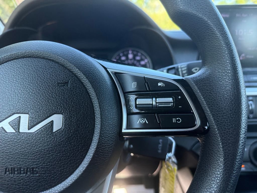 Used 2024 Kia Forte LXS w/ LXS Technology Package image 22