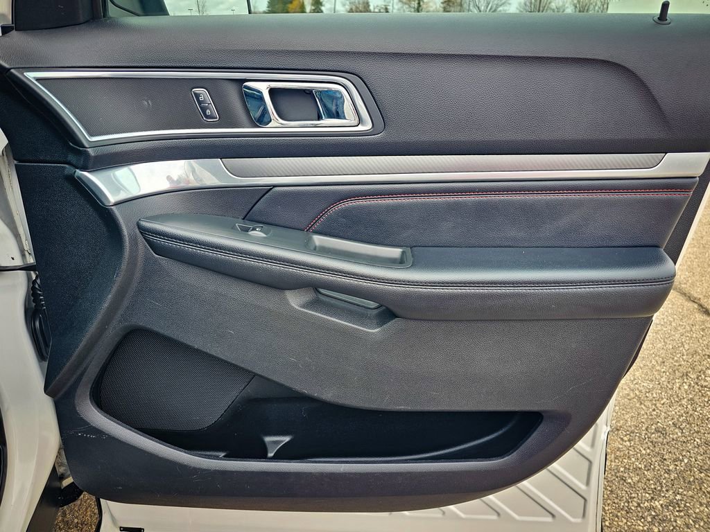 Used 2016 Ford Explorer Sport w/ Equipment Group 401A image 50