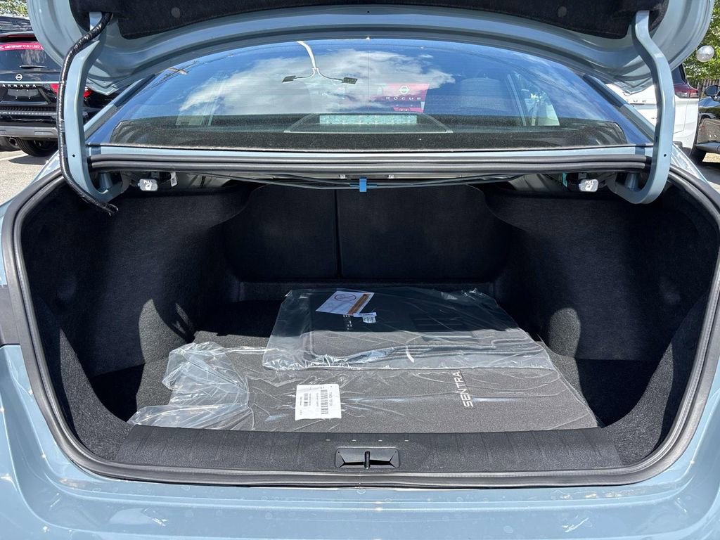 New 2026 Nissan Sentra SV FWD image 9