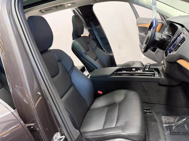 Used 2023 Volvo XC90 B6 Plus w/ Protection Package Premier AWD/4WD image 26