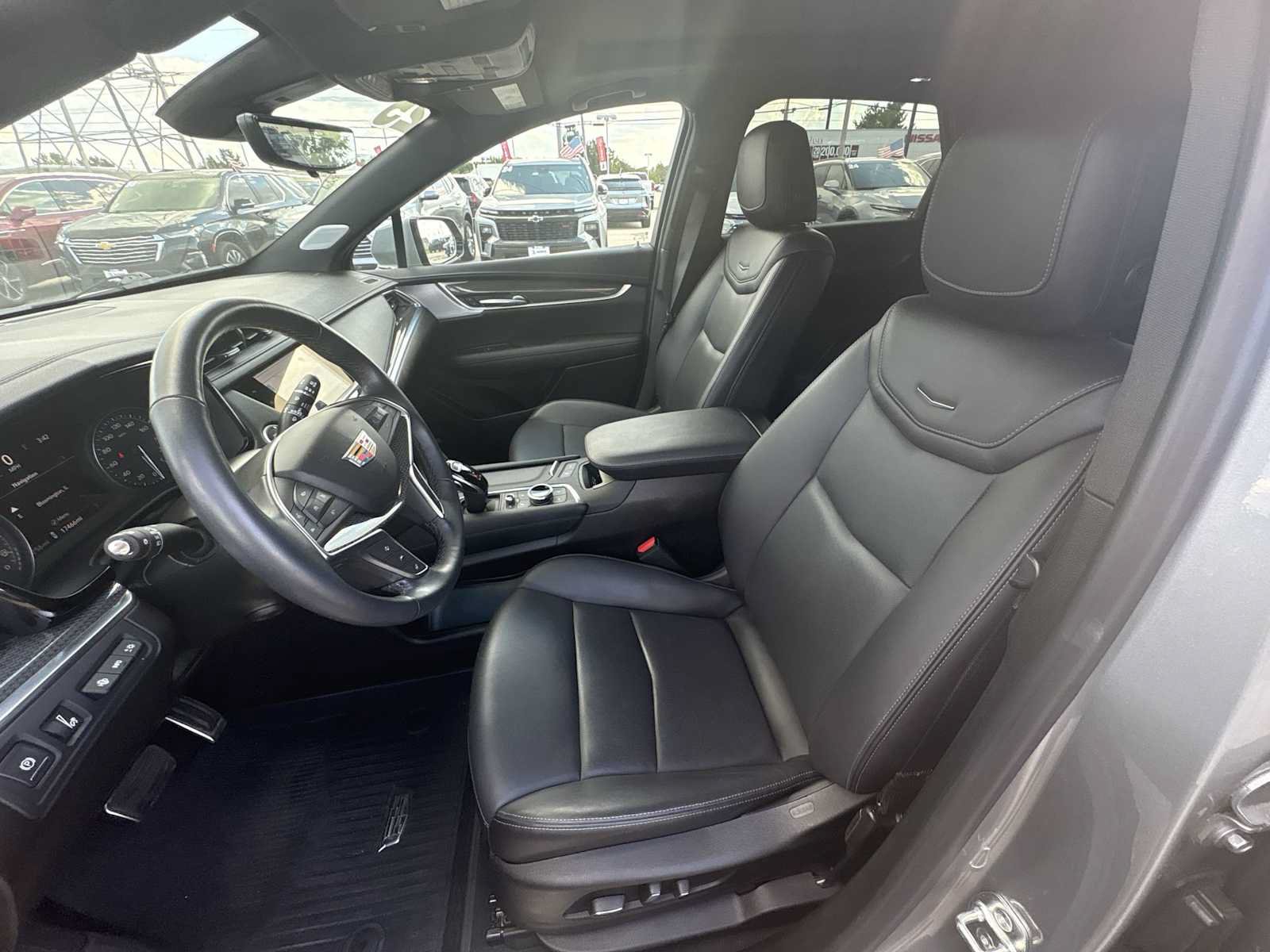 Certified 2025 Cadillac XT5 Sportv w/ Technology Package AWD/4WD image 21