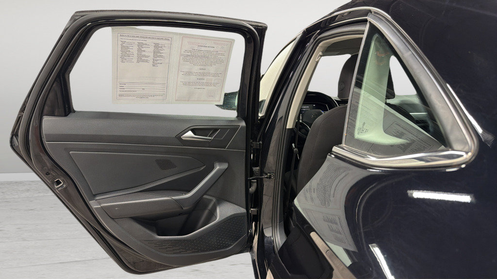 Certified 2024 Volkswagen Jetta S FWD image 34