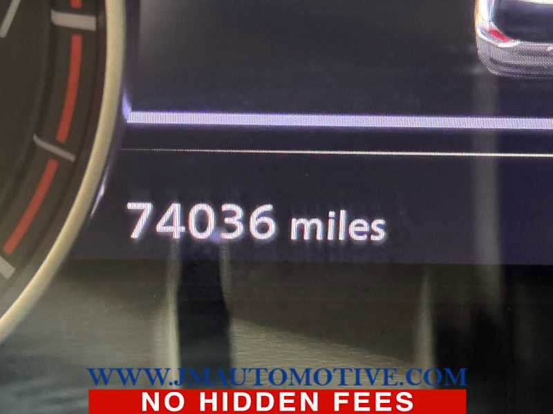 Used 2021 Nissan Rogue S image 22