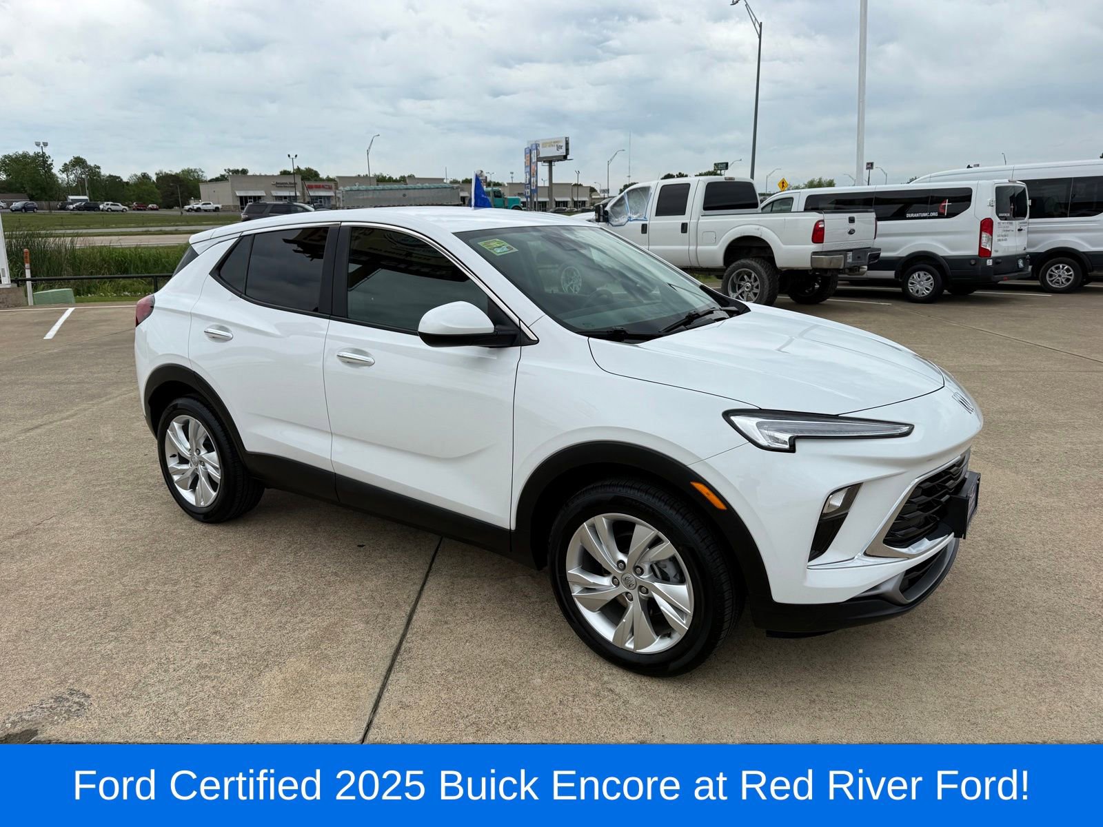 Used 2025 Buick Encore GX Preferred FWD image 3