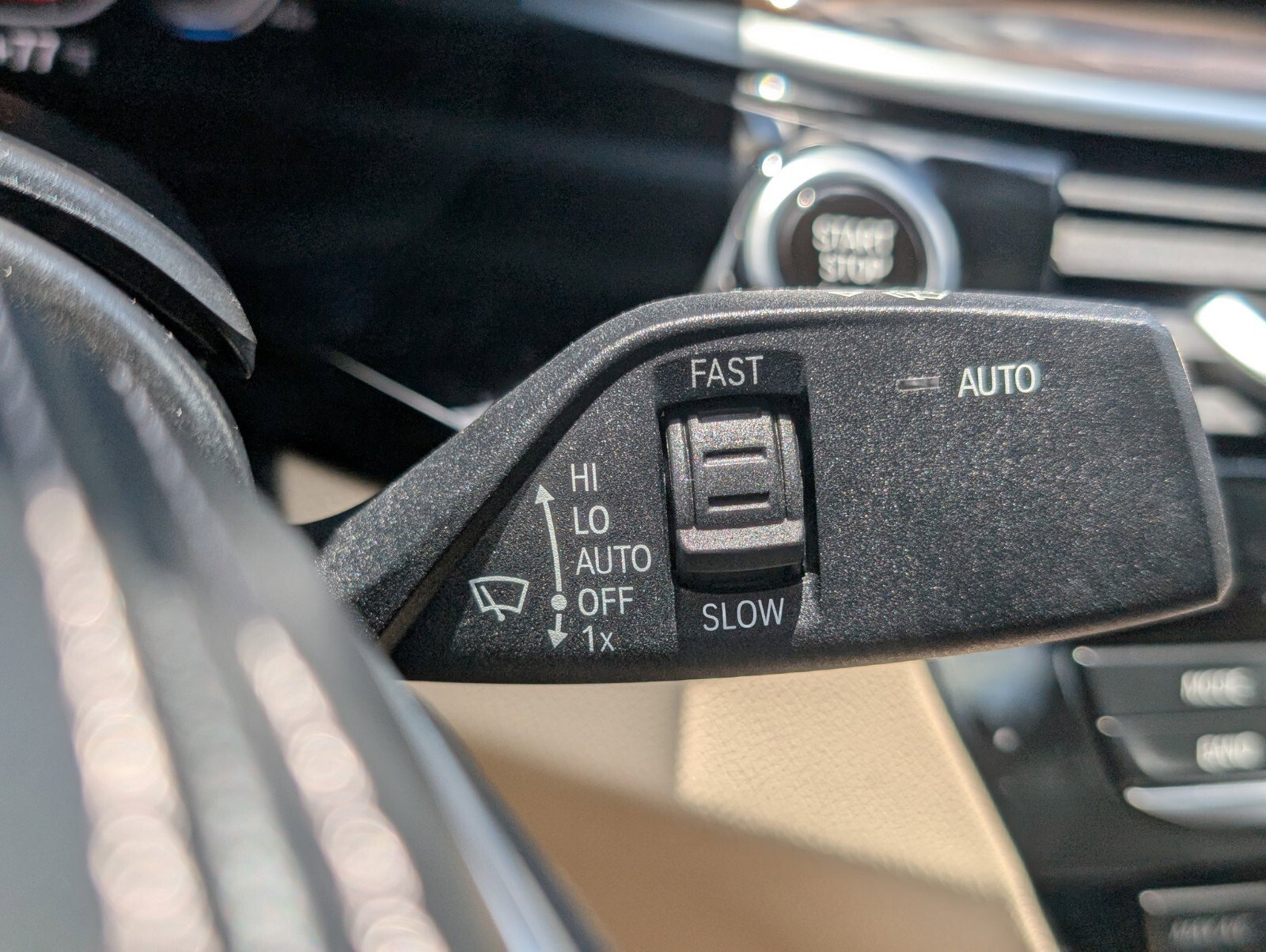Used 2023 BMW 530i w/ Premium Package RWD image 32