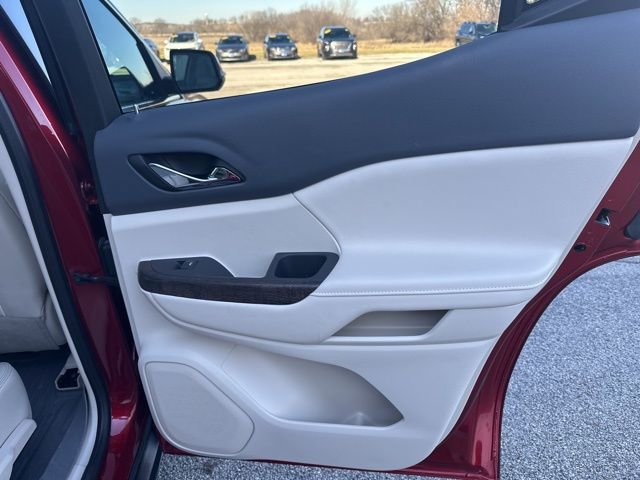 Used 2022 GMC Acadia Denali w/ Denali Ultimate Package image 52