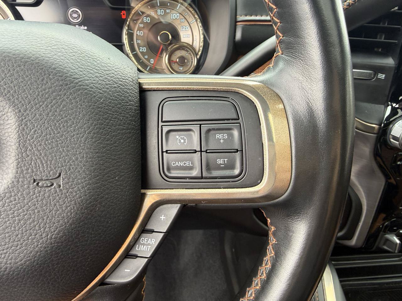 Used 2022 RAM 3500 Limited AWD/4WD image 22