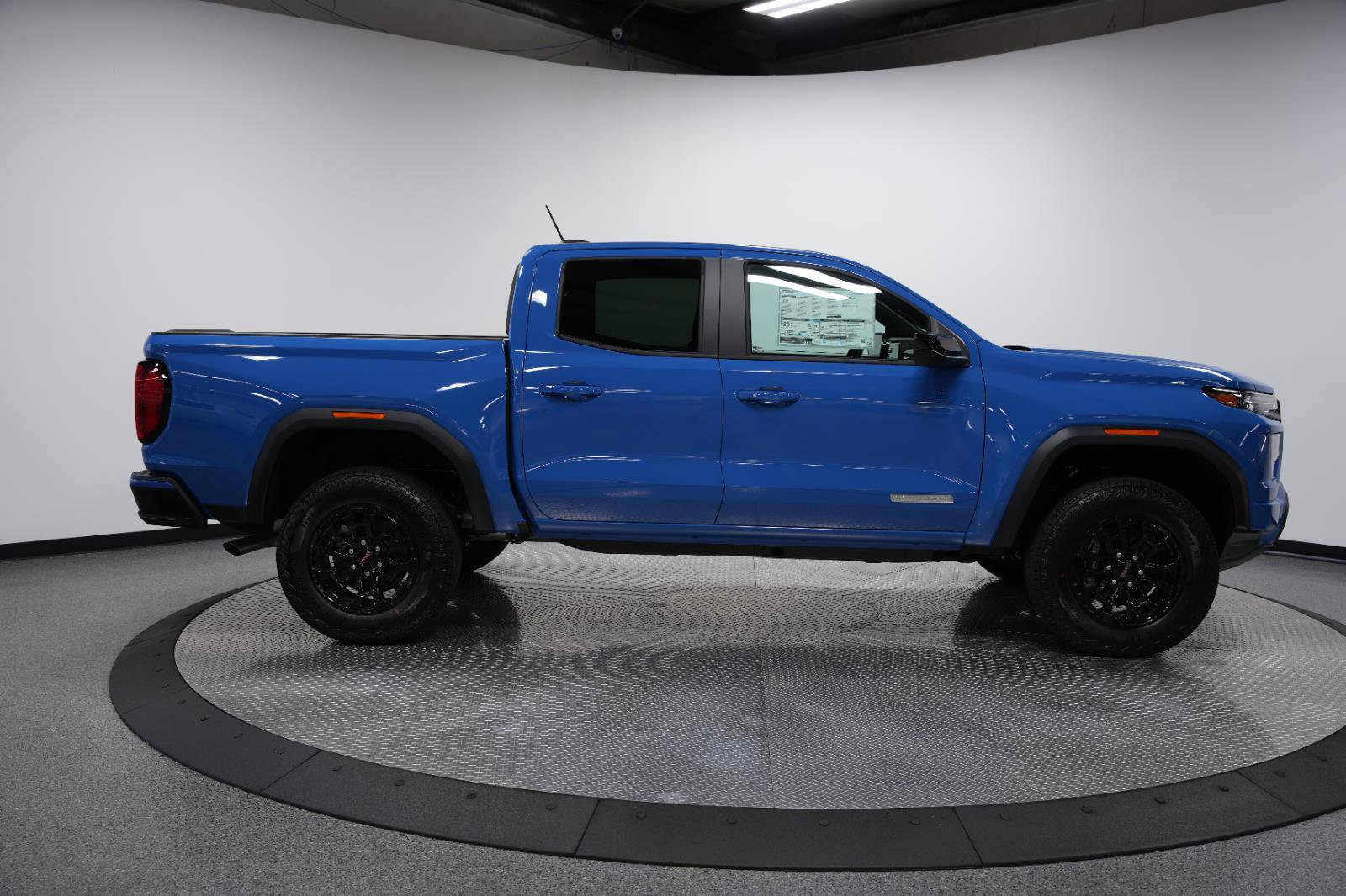 New 2026 GMC Canyon Elevation RWD image 9