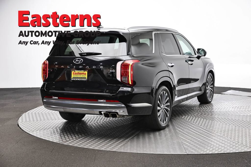 Used 2023 Hyundai Palisade Calligraphy w/ Cargo Package AWD/4WD image 5