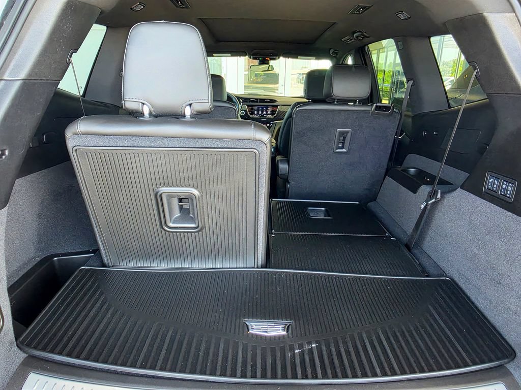 Used 2025 Cadillac XT6 Premium Luxury w/ LPO, Floor Liner Package AWD/4WD image 61