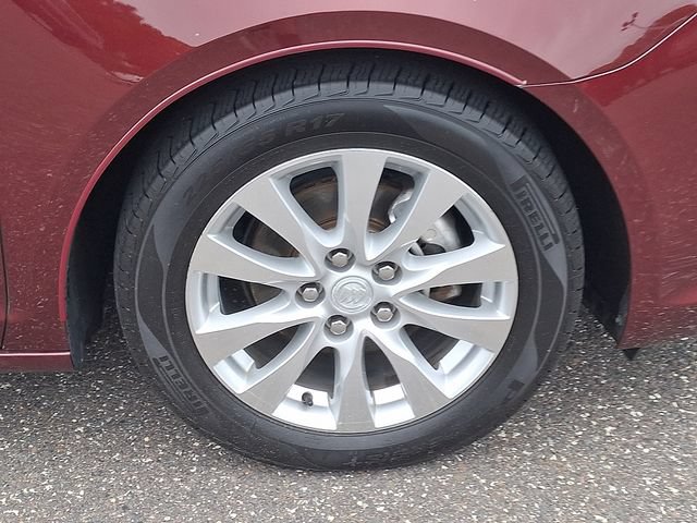 Used 2015 Buick LaCrosse FWD image 8