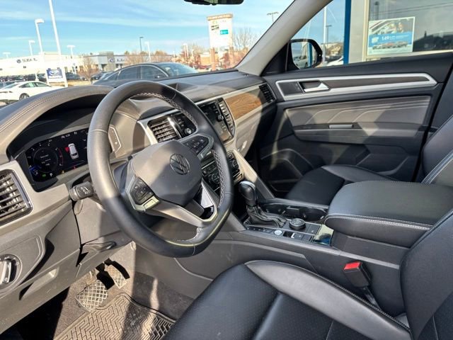Used 2022 Volkswagen Atlas SE image 11