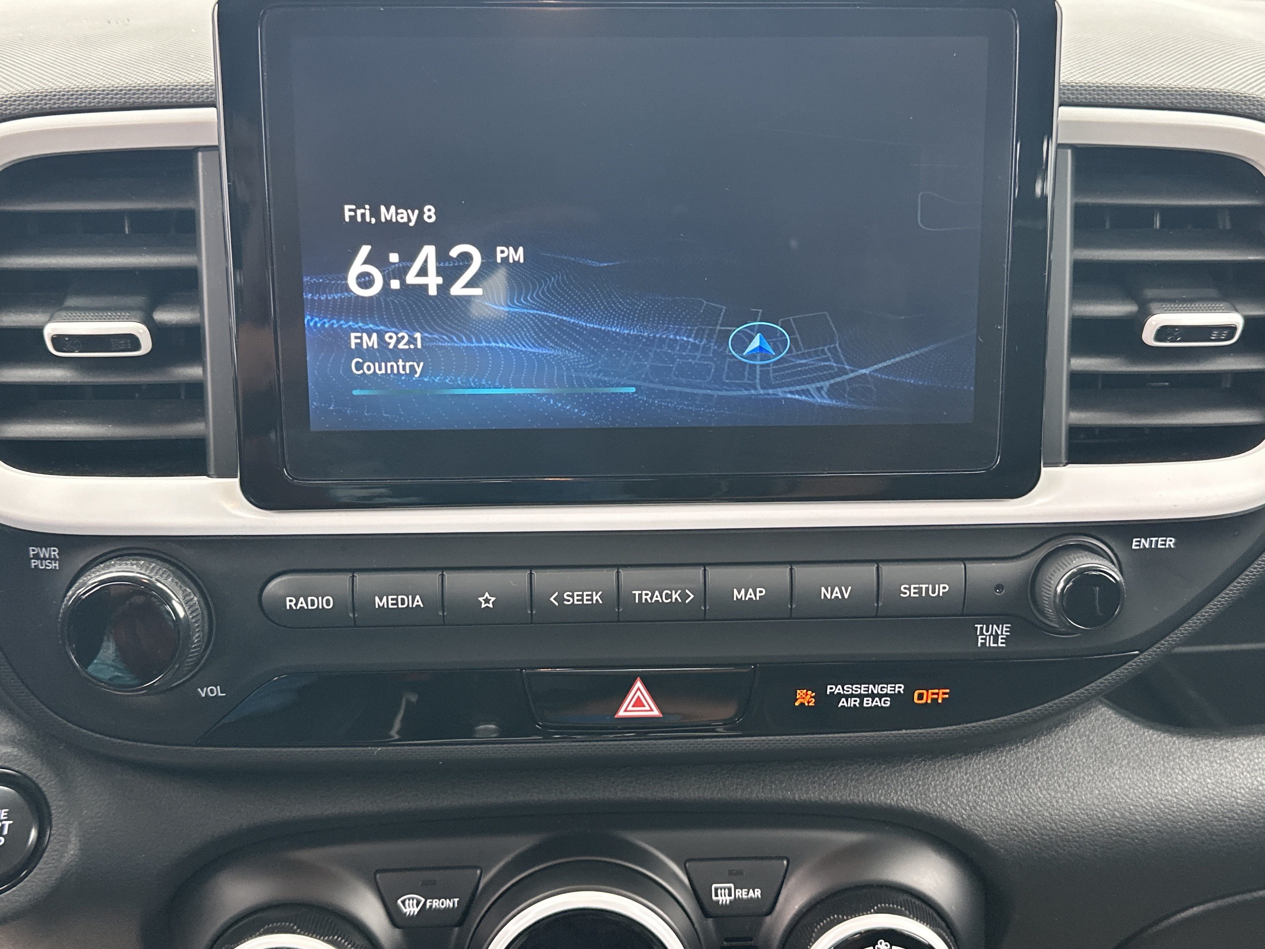 Used 2023 Hyundai Venue Limited FWD image 29