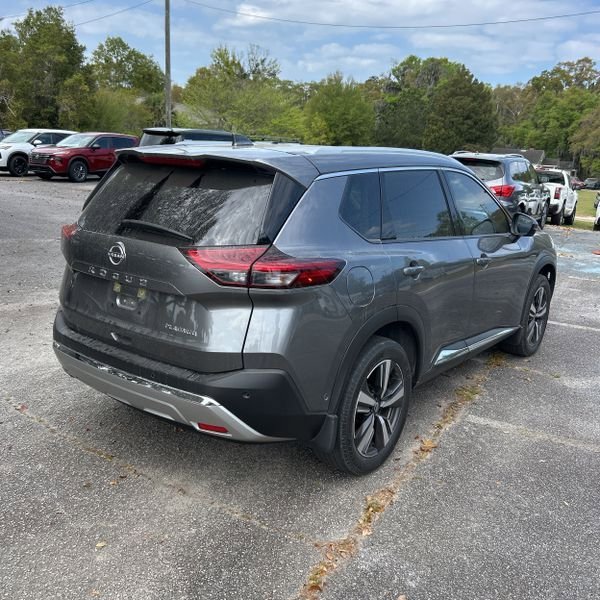 Used 2023 Nissan Rogue Platinum w/ Platinum Premium Package image 7