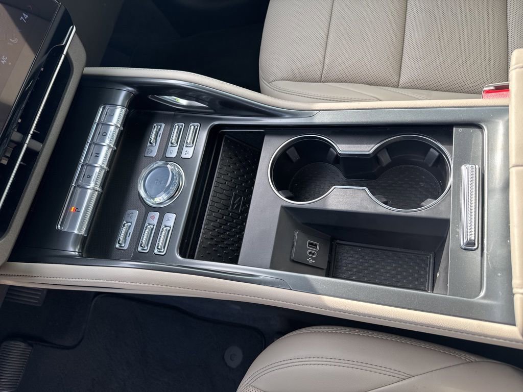 Used 2024 Lincoln Nautilus Premier w/ Equipment Group 102A image 19