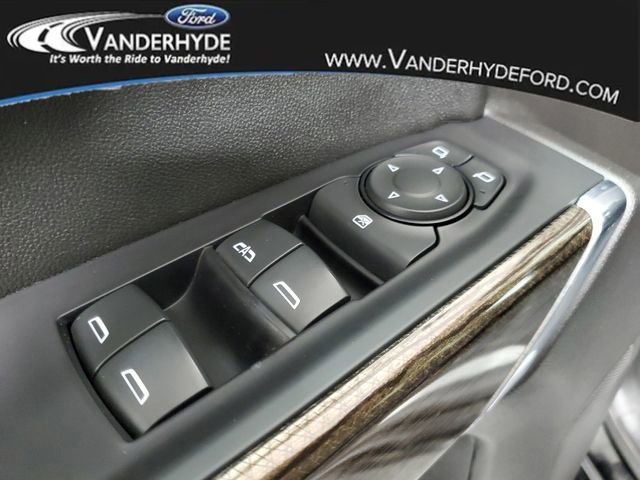 Used 2020 Chevrolet Silverado 1500 LT w/ All-Star Edition image 17