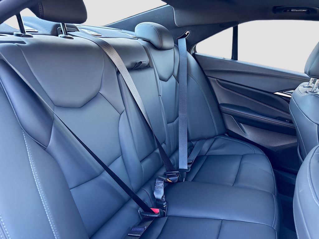 Used 2025 Cadillac CT4 Luxury image 28