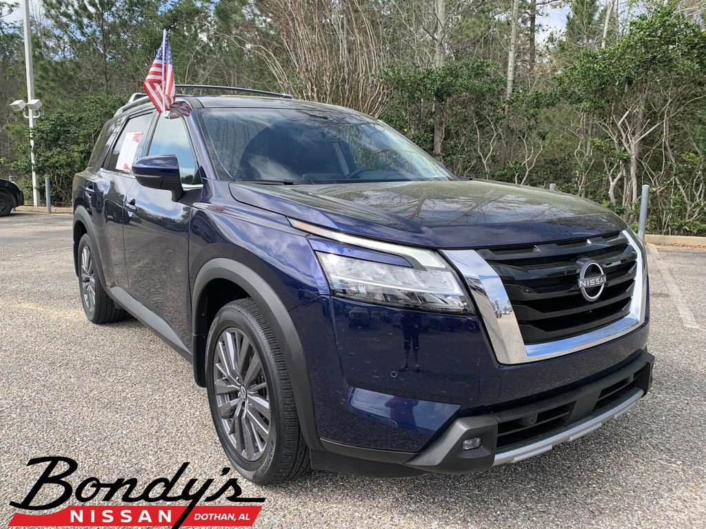 Used 2022 Nissan Pathfinder SL w/ SL Premium Package image 1